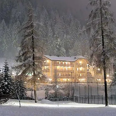 Residence Villa Avisio-3